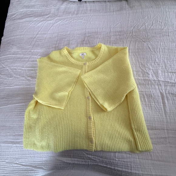 aerie Unreal Short Sleeve Cardigan Sweater - Picture 4 of 6